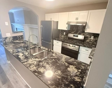 607 Tramore Court - Photo Thumbnail 5