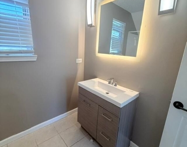 607 Tramore Court - Photo Thumbnail 12