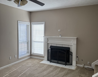 6972 Harbor Town Way - Photo Thumbnail 7