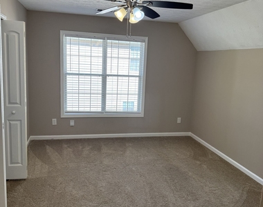6972 Harbor Town Way - Photo Thumbnail 24