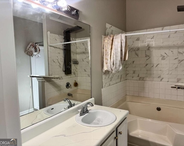 2493 Reeves Creek Road - Photo Thumbnail 18