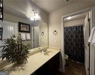 9775 Ivey Ridge Circle - Photo Thumbnail 11