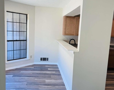 854 Brandy Oaks Lane - Photo Thumbnail 10