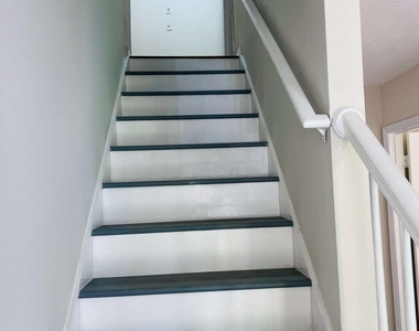 854 Brandy Oaks Lane - Photo Thumbnail 15