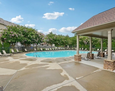 1208 Foxcroft Lane - Photo Thumbnail 22