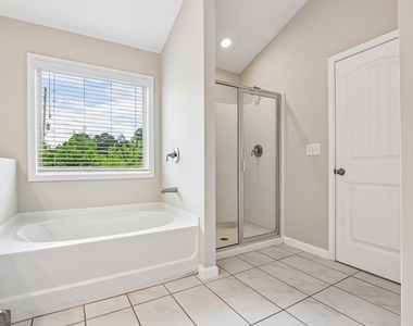 1208 Foxcroft Lane - Photo Thumbnail 17