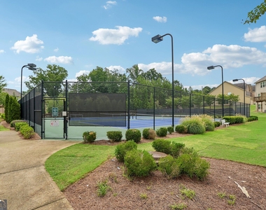 1208 Foxcroft Lane - Photo Thumbnail 24