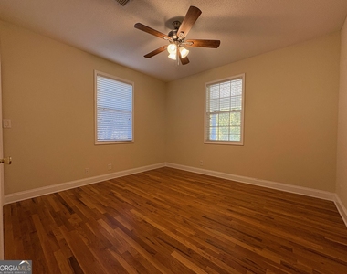 455 Joseph Chandler Drive - Photo Thumbnail 21