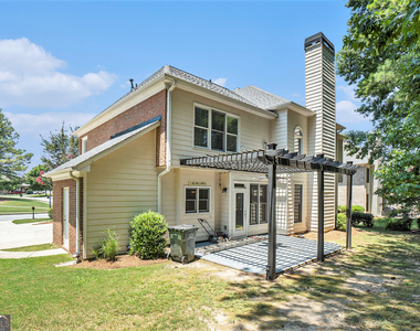 156 Middleton Place - Photo Thumbnail 32