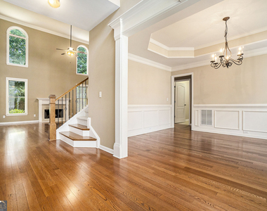 156 Middleton Place - Photo Thumbnail 2