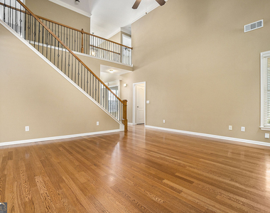 156 Middleton Place - Photo Thumbnail 6