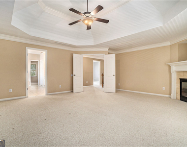 156 Middleton Place - Photo Thumbnail 19