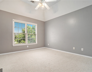 156 Middleton Place - Photo Thumbnail 25