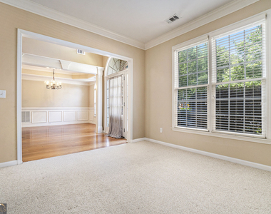 156 Middleton Place - Photo Thumbnail 3