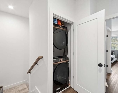 1350 May Avenue - Photo Thumbnail 24