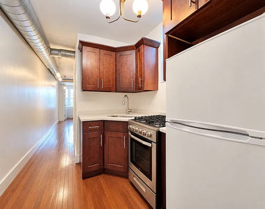 864 Hart Street - Photo Thumbnail 1