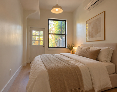 781 Hart Street - Photo Thumbnail 2