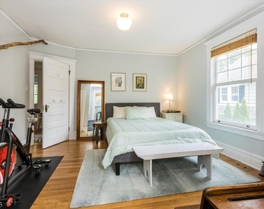 115 Sherman Pl - Photo Thumbnail 24