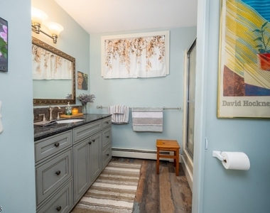 49 E Shore Dr - Photo Thumbnail 10