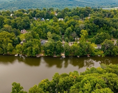 49 E Shore Dr - Photo Thumbnail 21