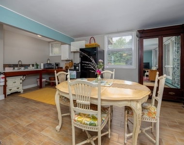 49 E Shore Dr - Photo Thumbnail 3