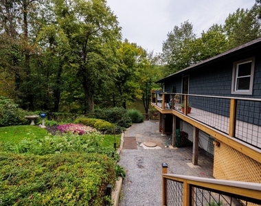49 E Shore Dr - Photo Thumbnail 16