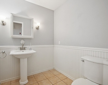 31 Castle Ridge Dr - Photo Thumbnail 15