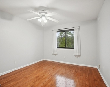 31 Castle Ridge Dr - Photo Thumbnail 17