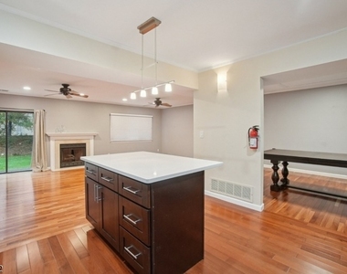 31 Castle Ridge Dr - Photo Thumbnail 13