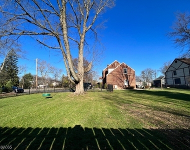220 Parsippany Rd - Photo Thumbnail 17