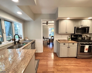 27 Cedars Rd - Photo Thumbnail 13