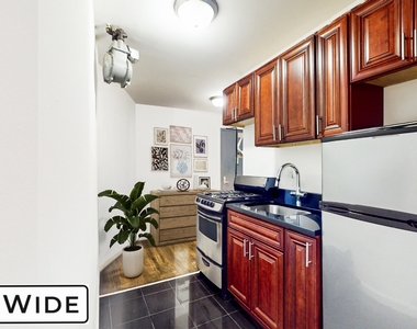 529 Broome Street - Photo Thumbnail 2