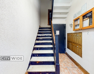 39 Clinton Street - Photo Thumbnail 4