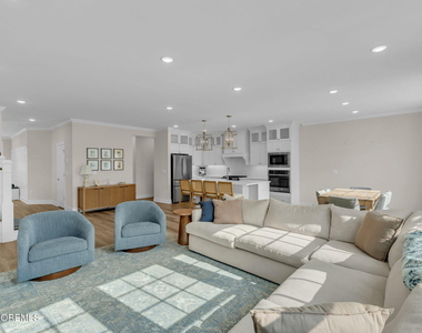 1516 Melrose Boulevard - Photo Thumbnail 14