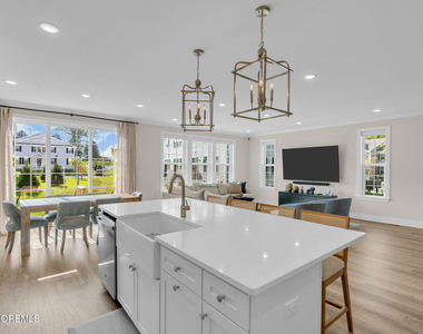 1516 Melrose Boulevard - Photo Thumbnail 11