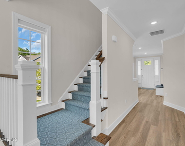 1516 Melrose Boulevard - Photo Thumbnail 13