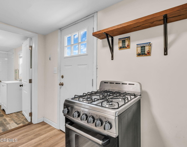 1607 River Road - Photo Thumbnail 2