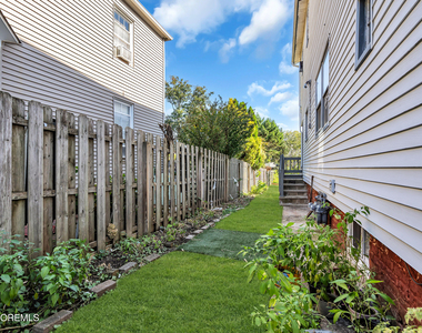 437 Willow Avenue - Photo Thumbnail 35