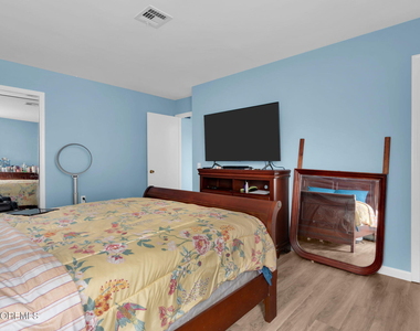 1 Speighstown Place - Photo Thumbnail 13