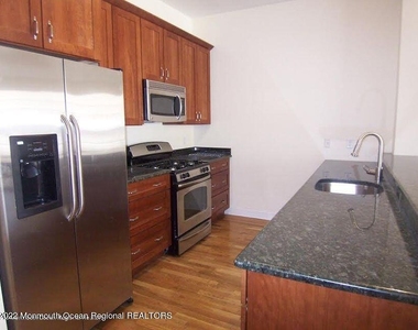 601 Se Mattison Avenue - Photo Thumbnail 6