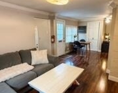 346 19th Avenue - Photo Thumbnail 7