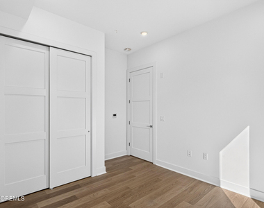 1 5th Avenue - Photo Thumbnail 24