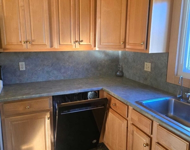 129 Poplar Way - Photo Thumbnail 8