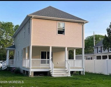 37 Brown Place - Photo Thumbnail 4
