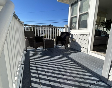 224 Randall Avenue - Photo Thumbnail 2