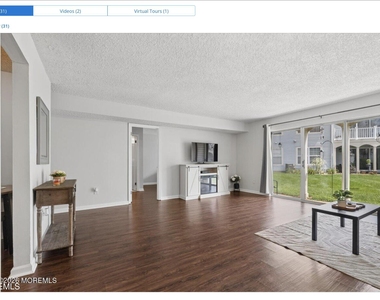 321 Tulip Lane - Photo Thumbnail 7