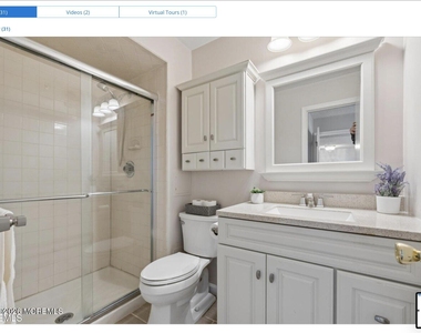321 Tulip Lane - Photo Thumbnail 10