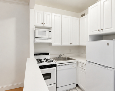 West 56 Street - Photo Thumbnail 1