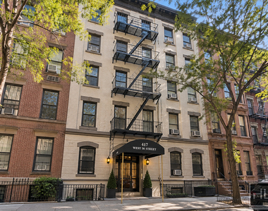West 56 Street - Photo Thumbnail 3