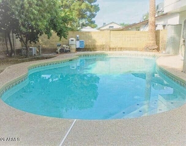 819 W Plata Avenue - Photo Thumbnail 27